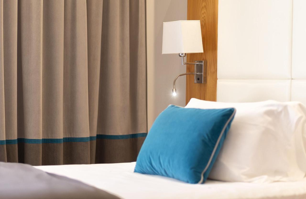 Hotel Abner'S Ричоне Екстериор снимка