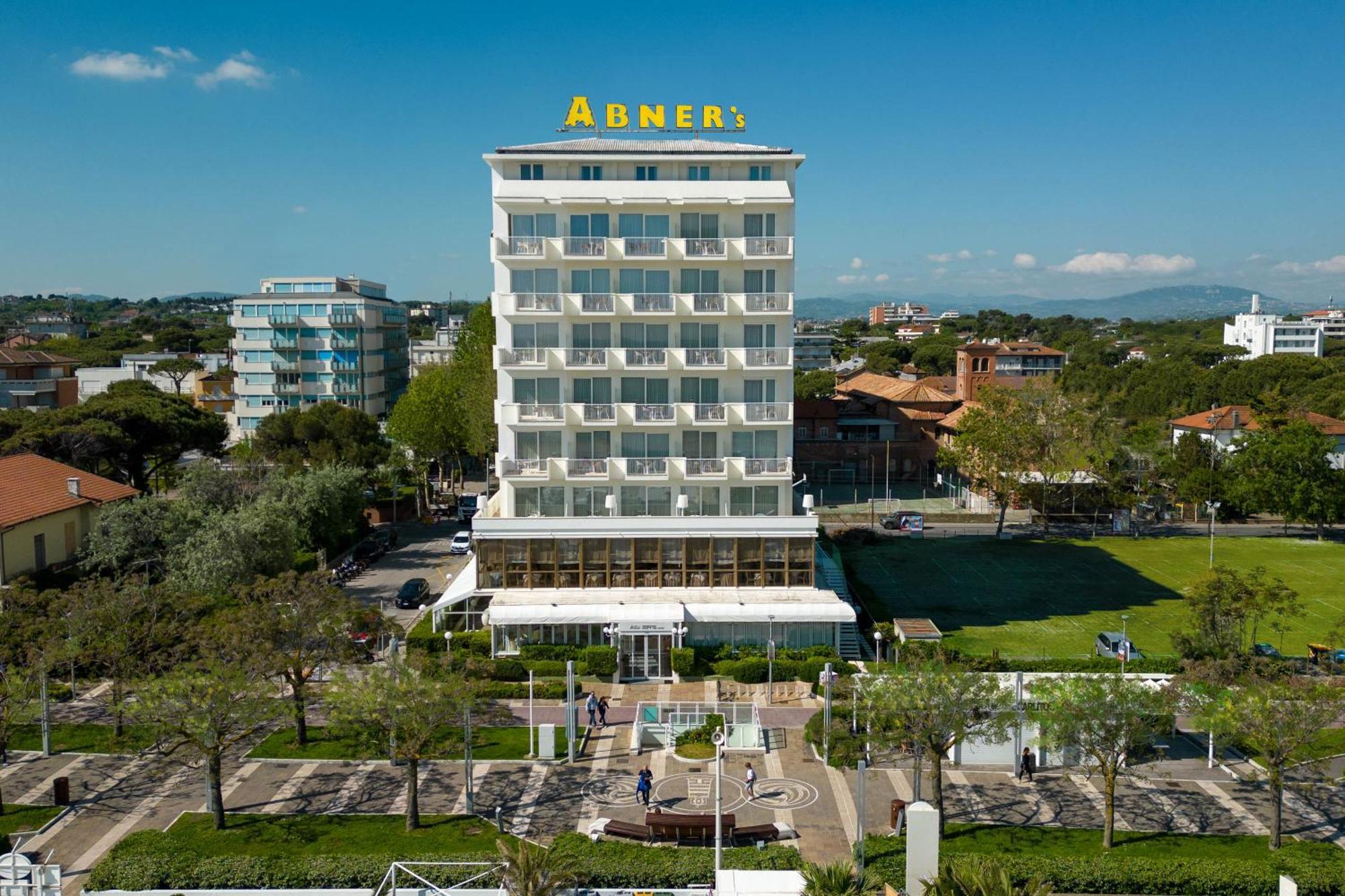 Hotel Abner'S Ричоне Екстериор снимка