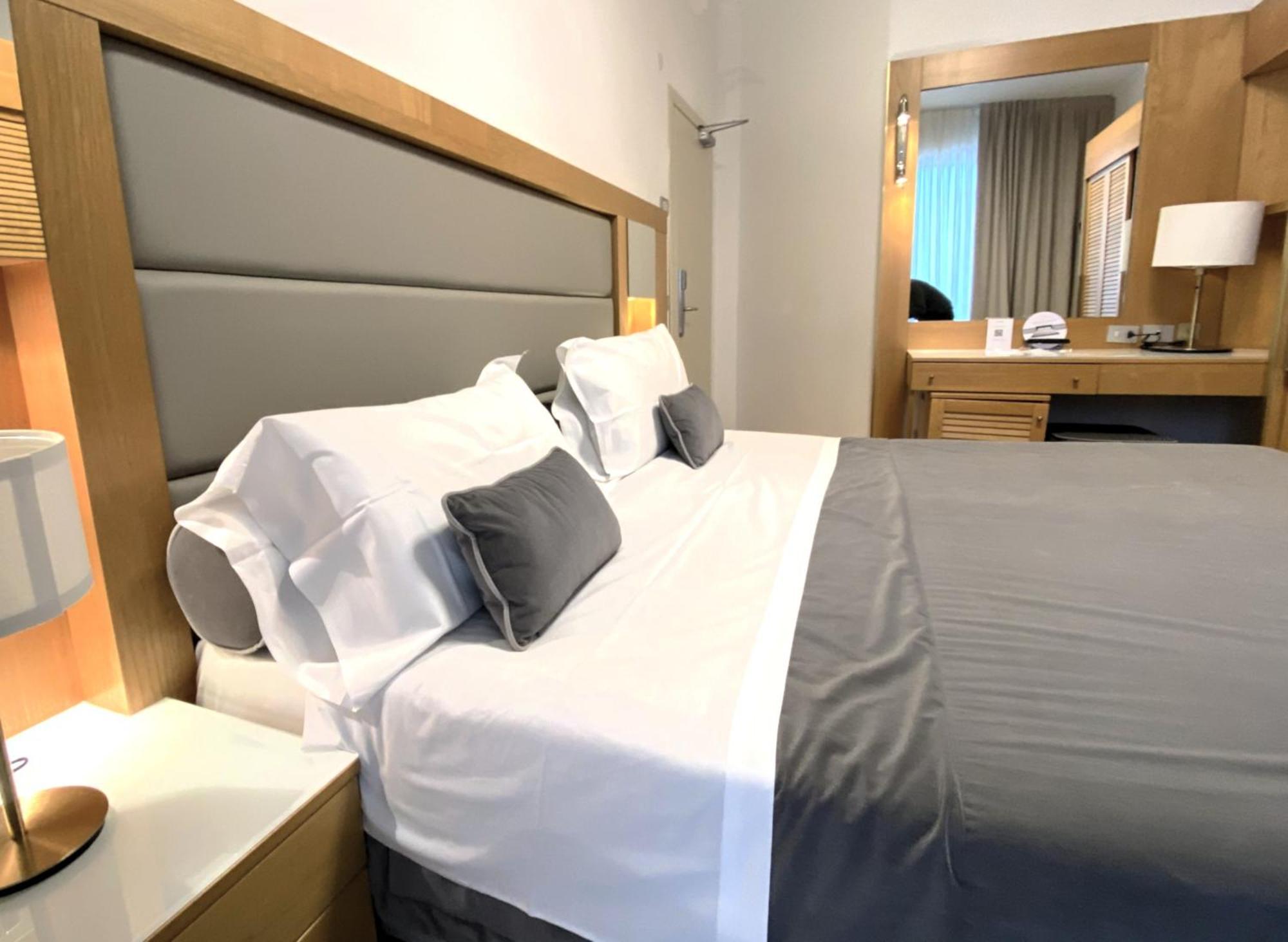 Hotel Abner'S Ричоне Екстериор снимка